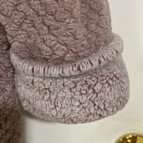 Fluffy Robe - Picture 3 of 5